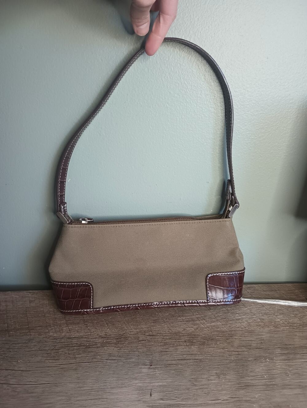 Vtg Liz Claiborne Y2K Old Money Mini Baguette Shoulder Bag Classic Croc Vegan